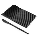 Gloss Black Plastic Knives | 40 Count