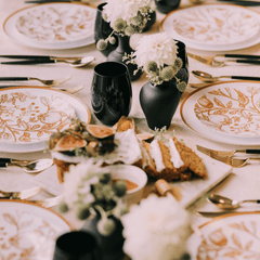 8" Rimonim Design Plastic Plates (40 Count) - Yom Tov Settings