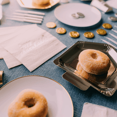 Silver Dreidel Plate (100 Count) - Yom Tov Settings