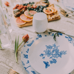 8" Botanical Design Plastic Plates (120 Count) - Yom Tov Settings