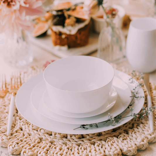 What is the Benefit of Purchasing Themed Tableware Sets?