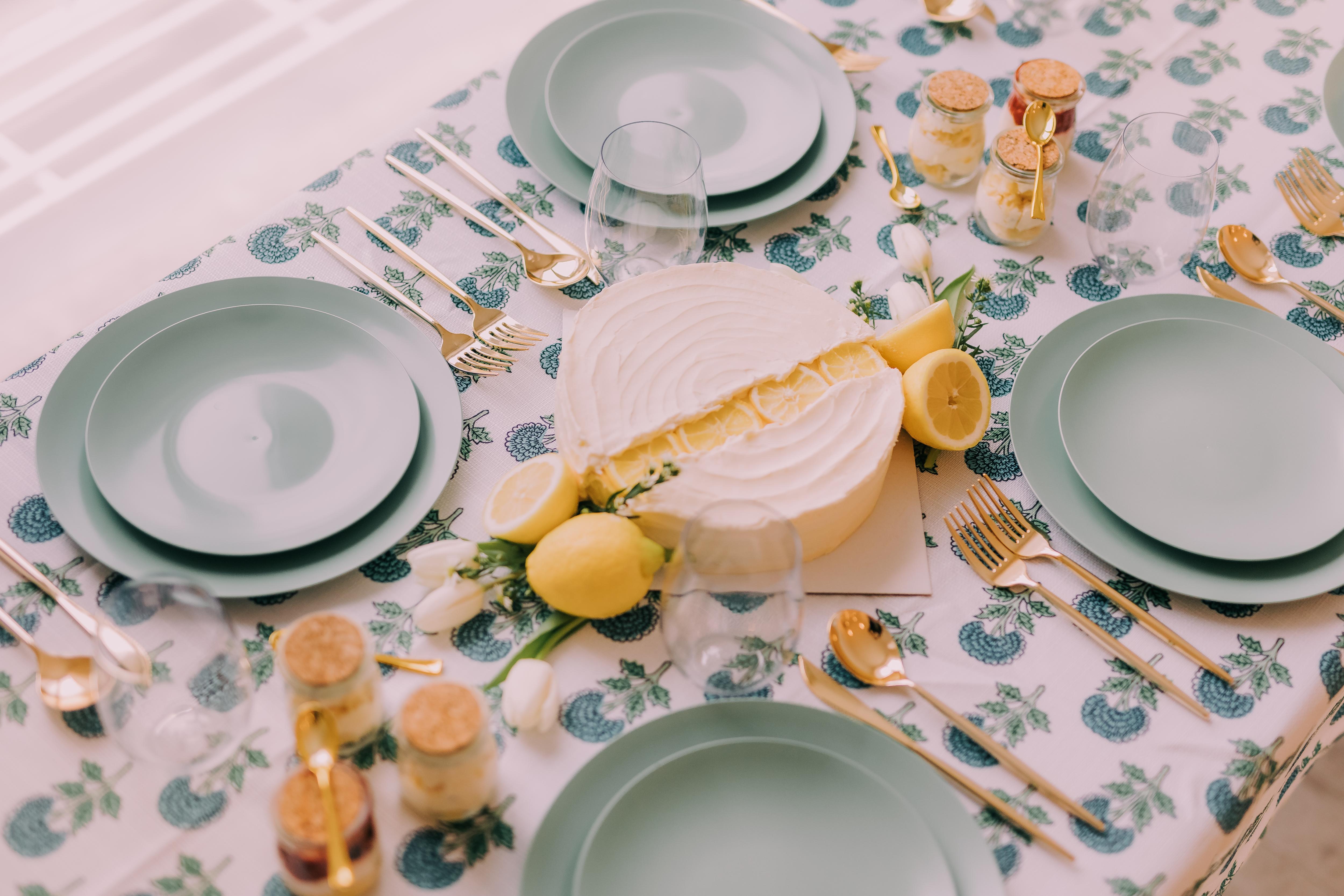 700 Piece Eucalyptus Combo Set | Serves 100 Guests