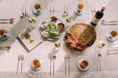 700 Piece Clear/Silver Petal Combo Set | Serves 100 Guests