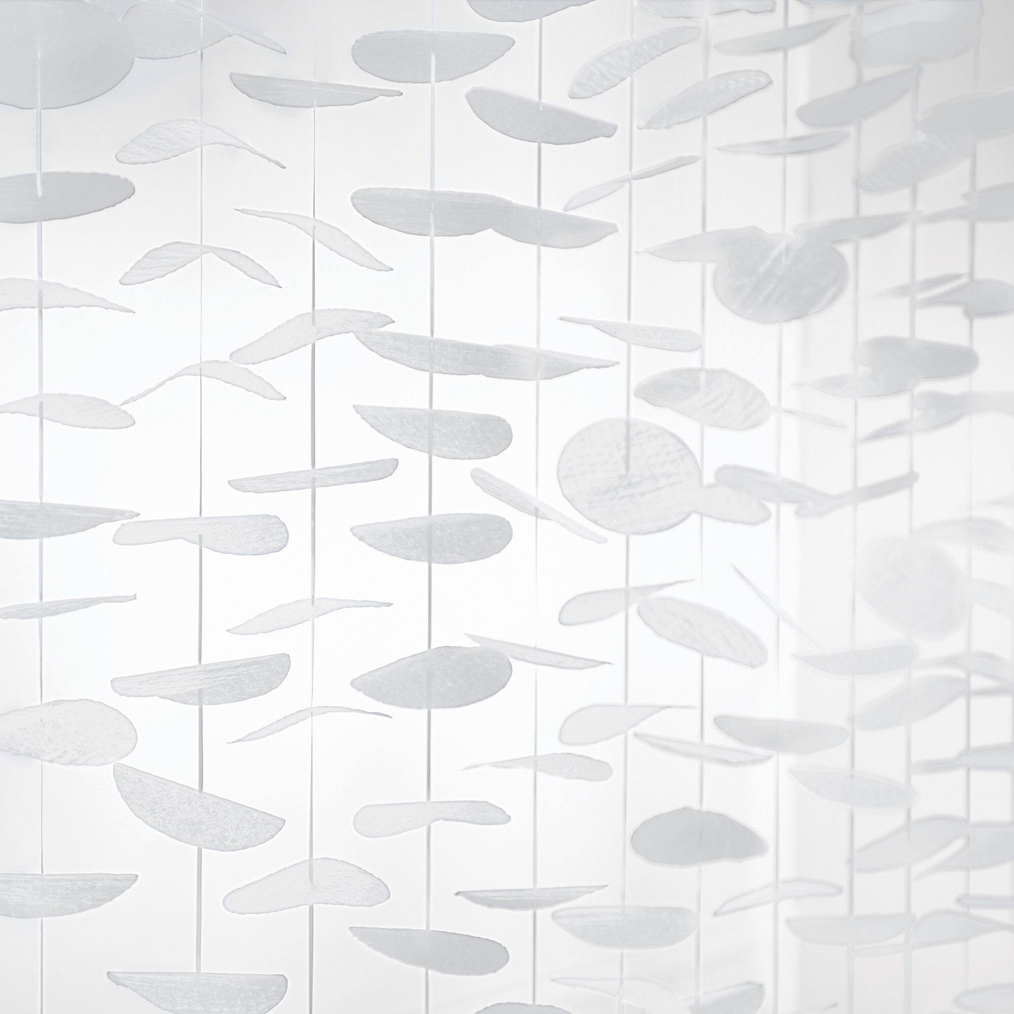 Large White Tissue Circle Backdrop, 14-inch
