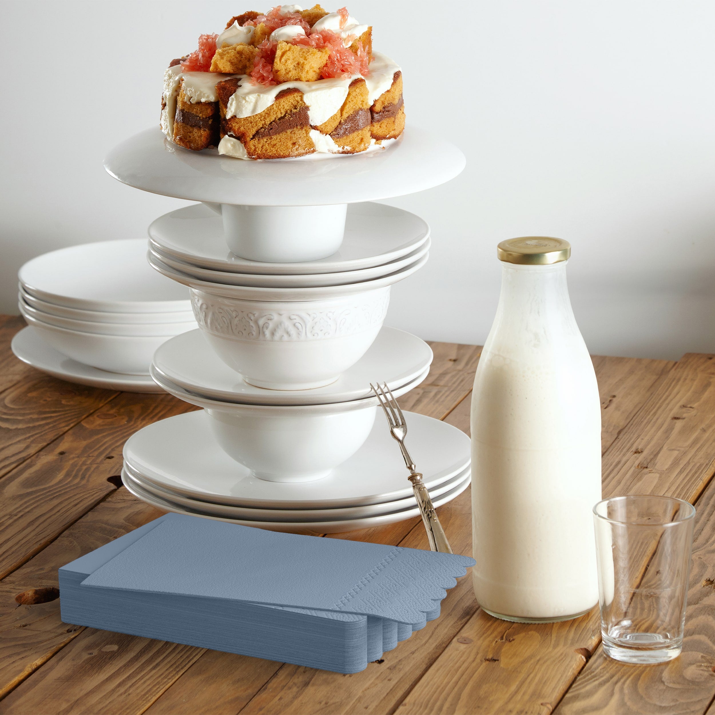 3 Ply China Blue Scalloped Dinner Napkins | 100 Count