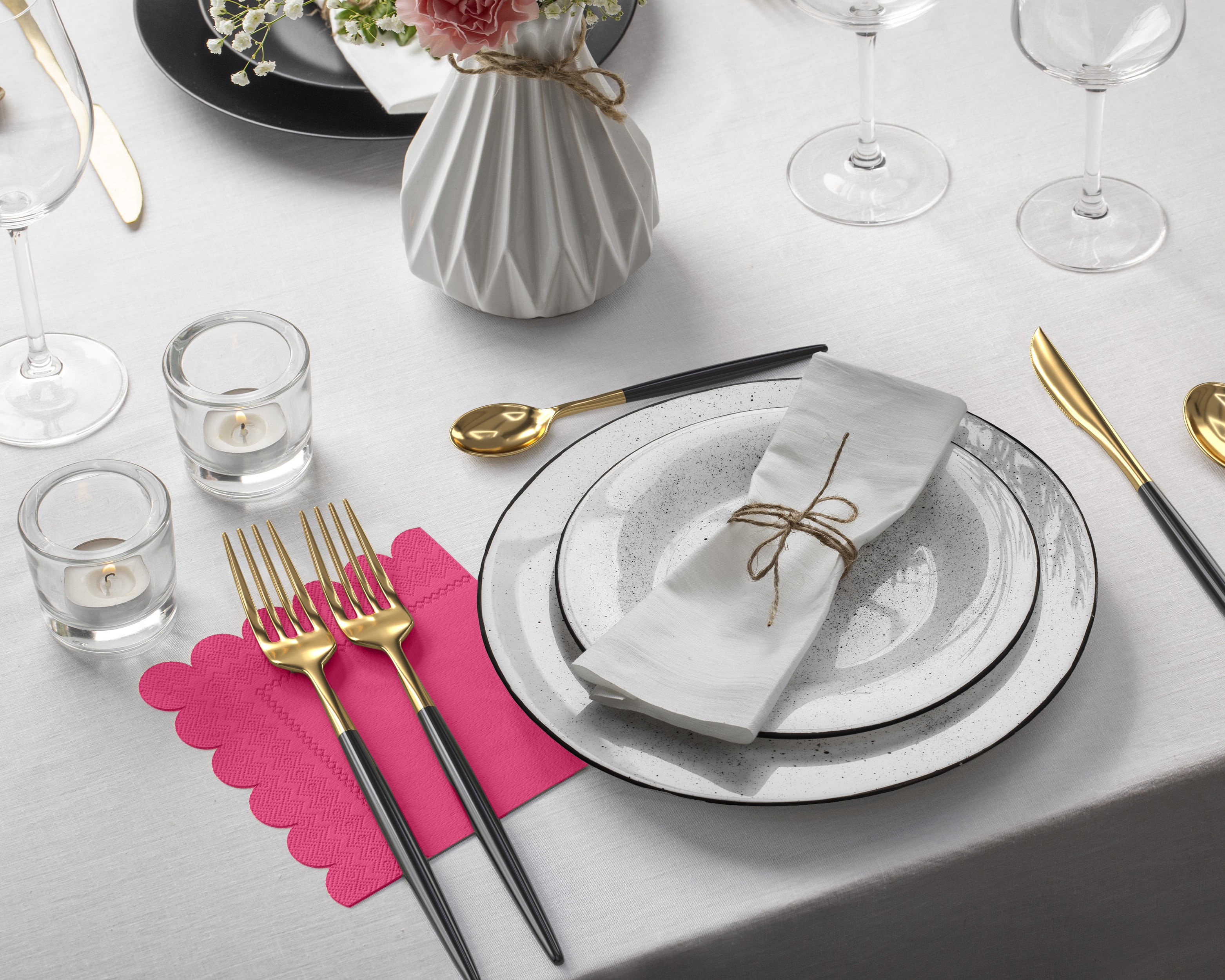 Cerise Scallop Beverage Napkins | 100 Count