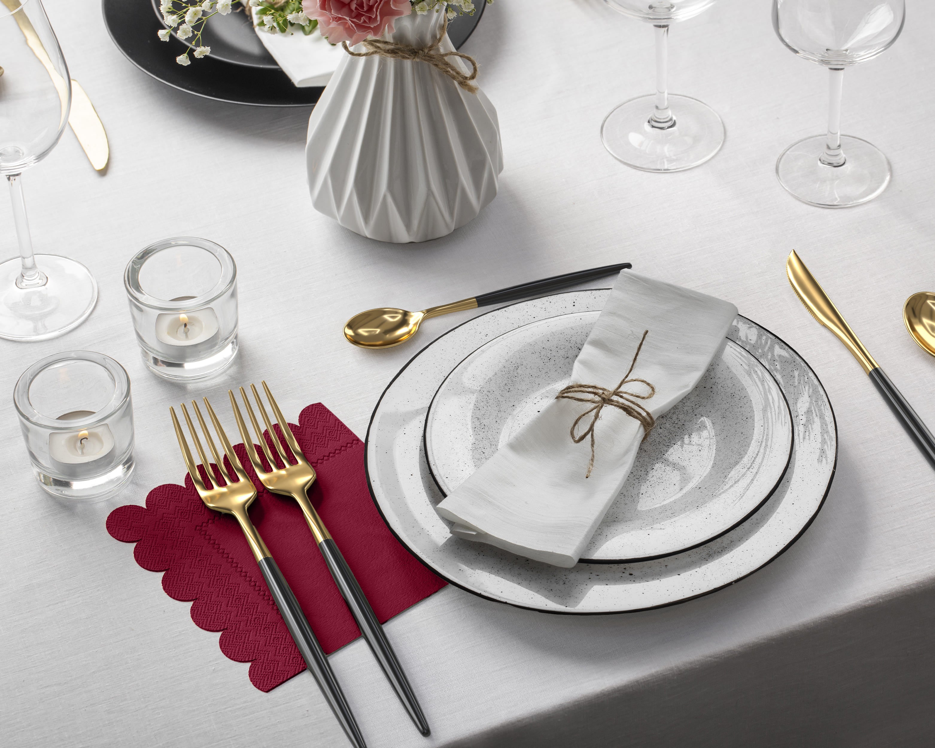 Burgundy Scallop Beverage Napkins | 100 Count