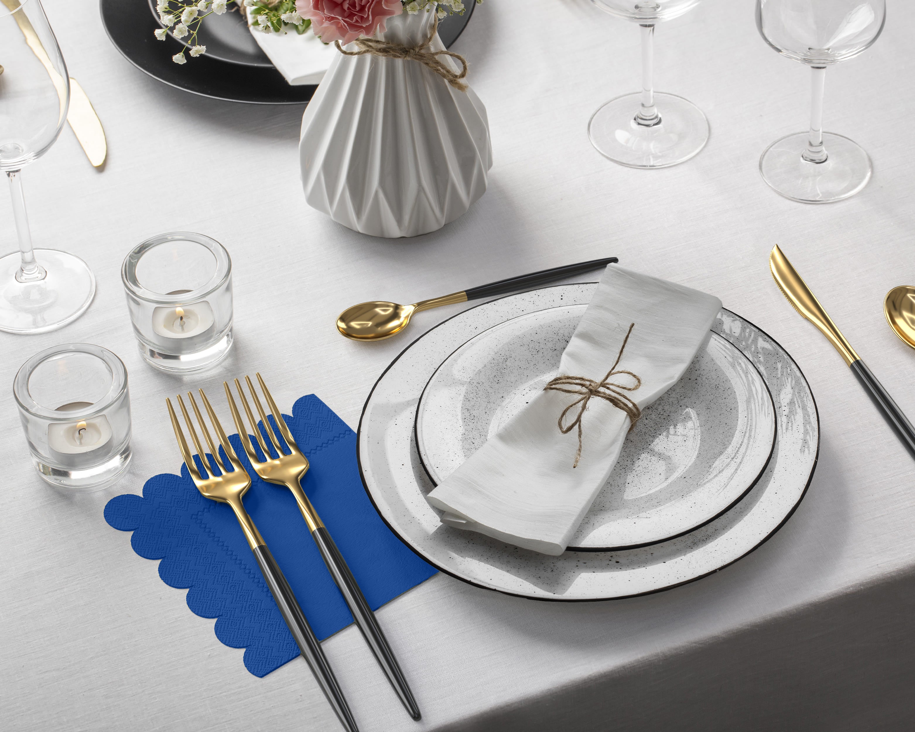 Dark Blue Scallop Beverage Napkins | 100 Count