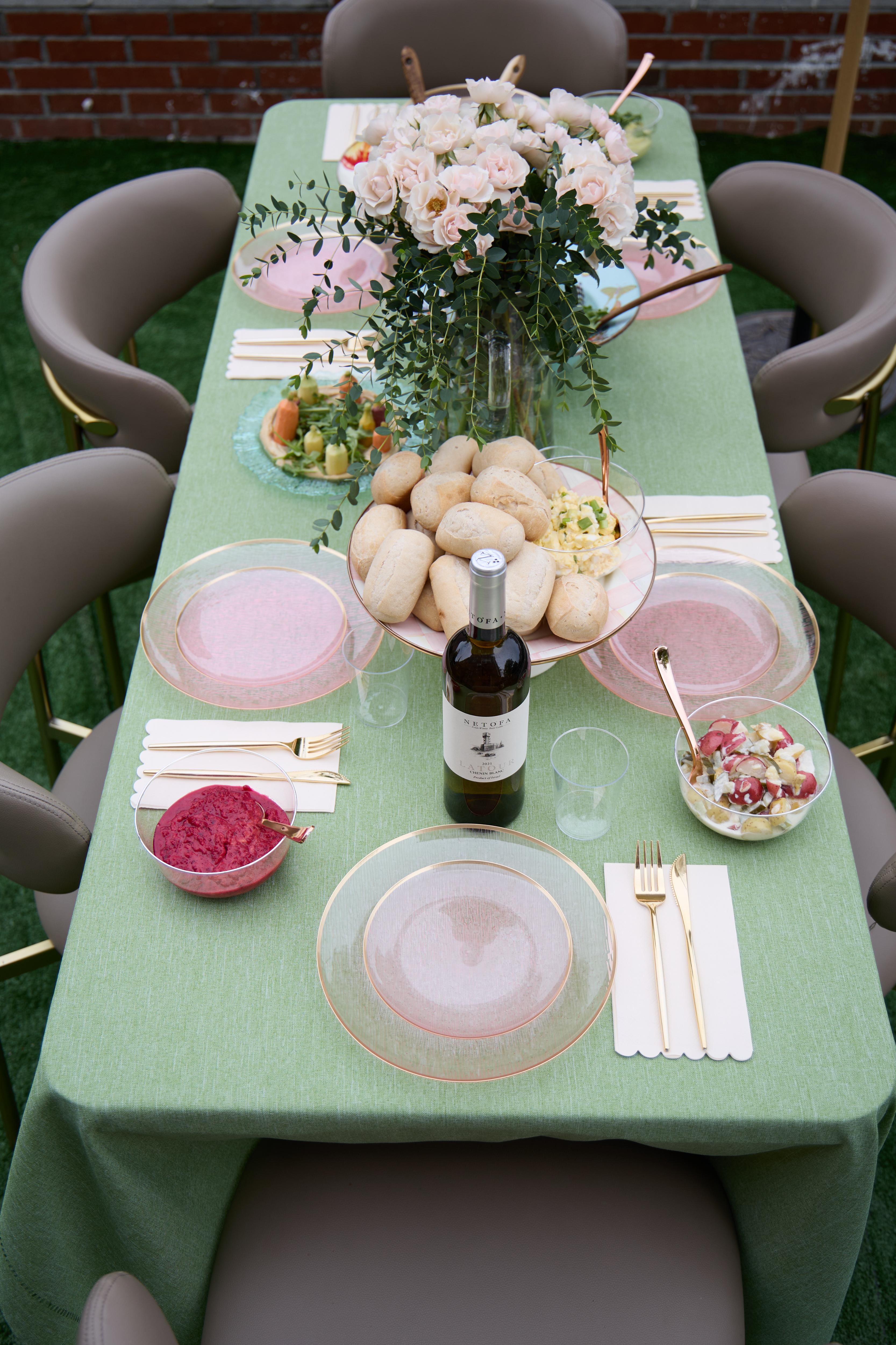 Service for 15 | Blushing Meadow
