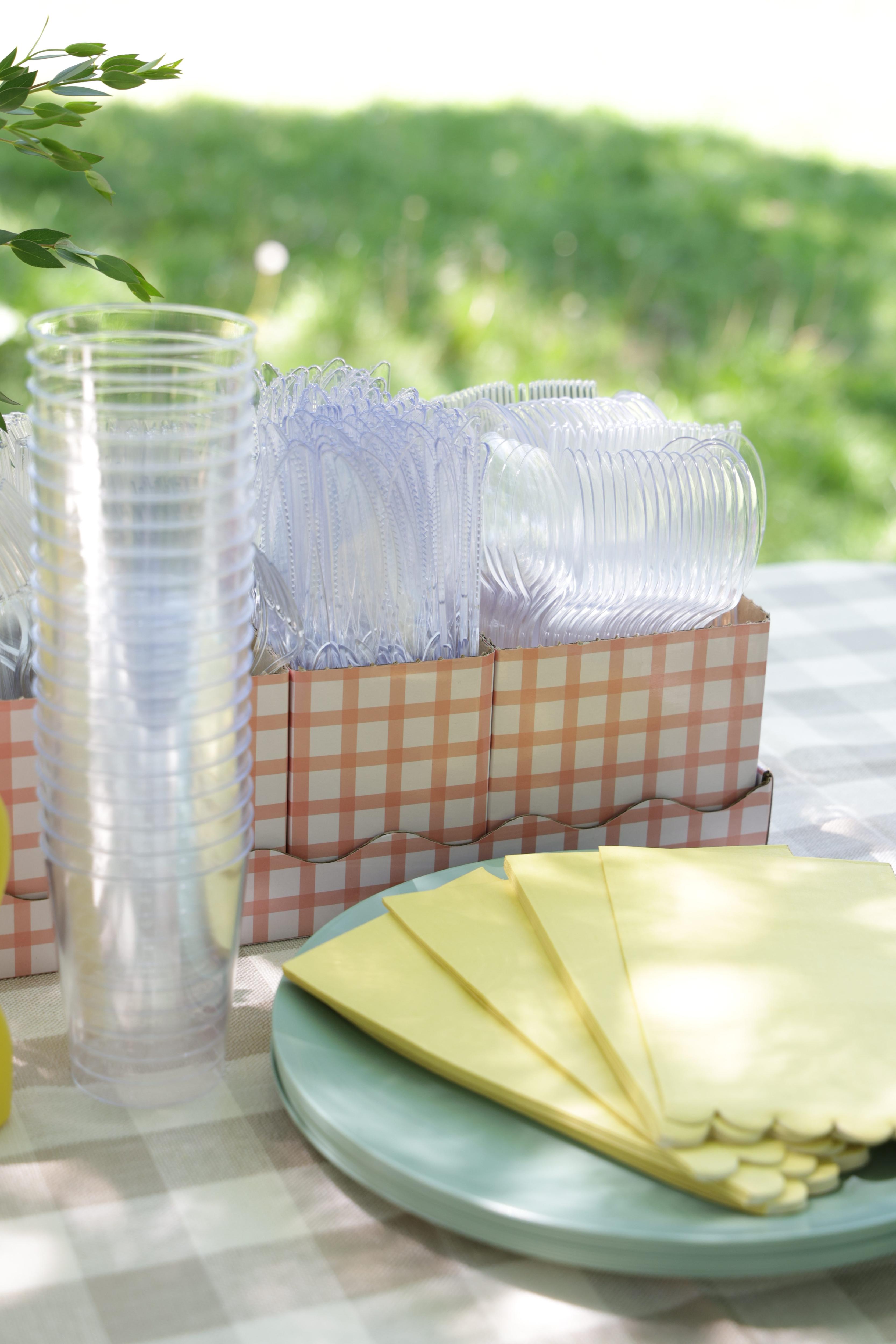 Service for 20 | Barbecue à la Garden
