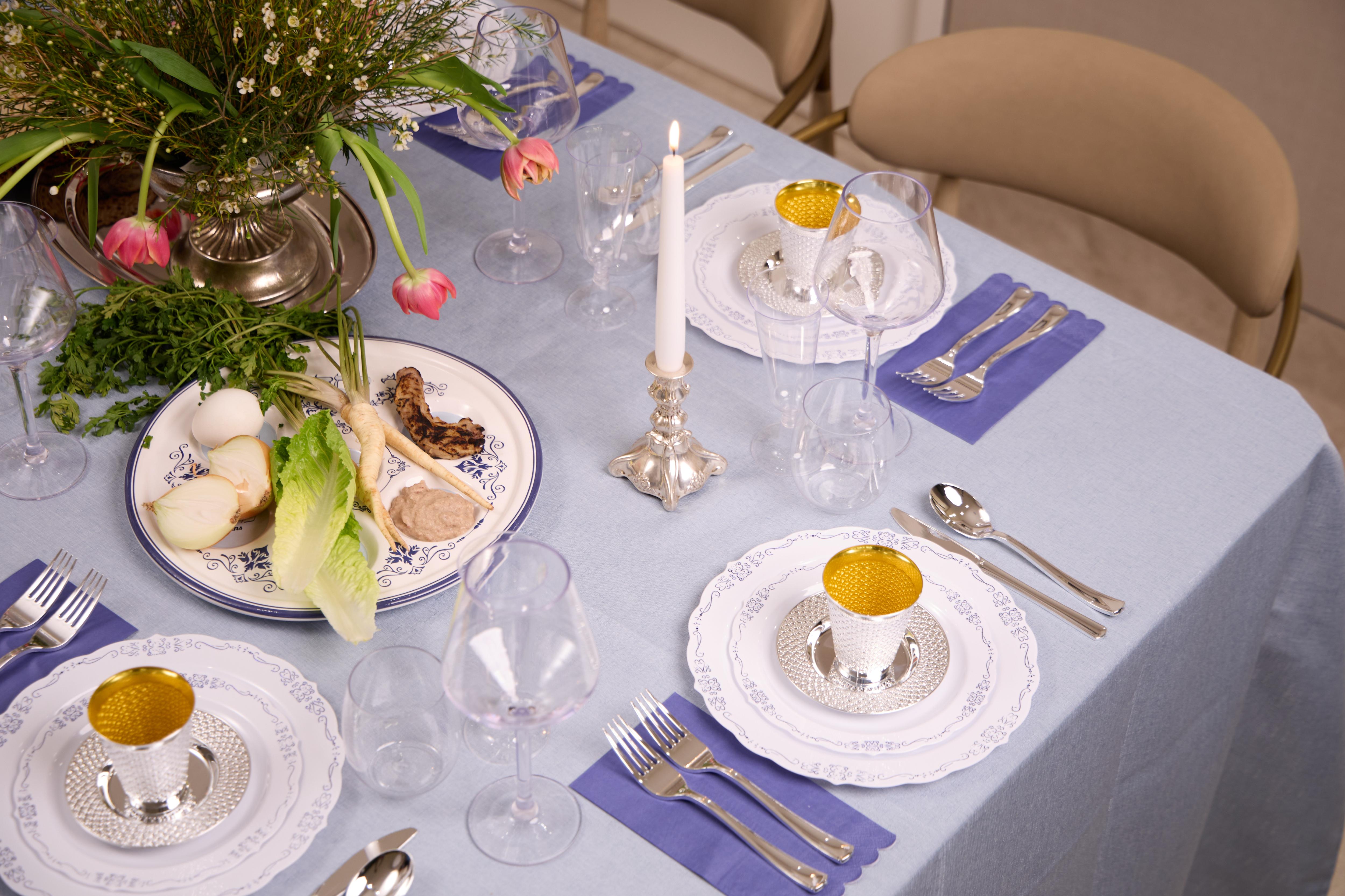 420 Piece White/Navy Victorian Combo Set | Serves 60 Guests