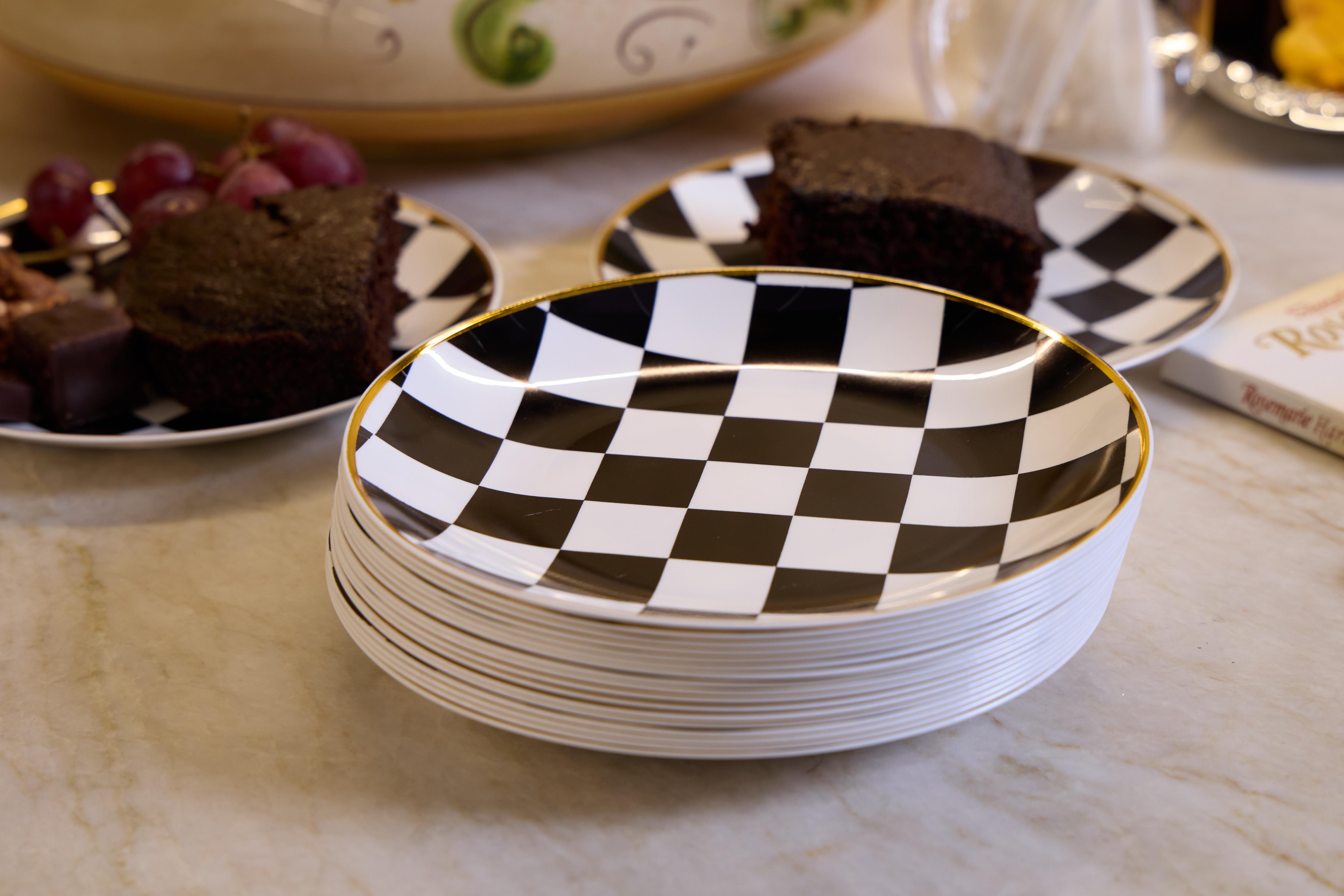 10 In. Earthtrends Checkerboard Paper Plates | 200 Count