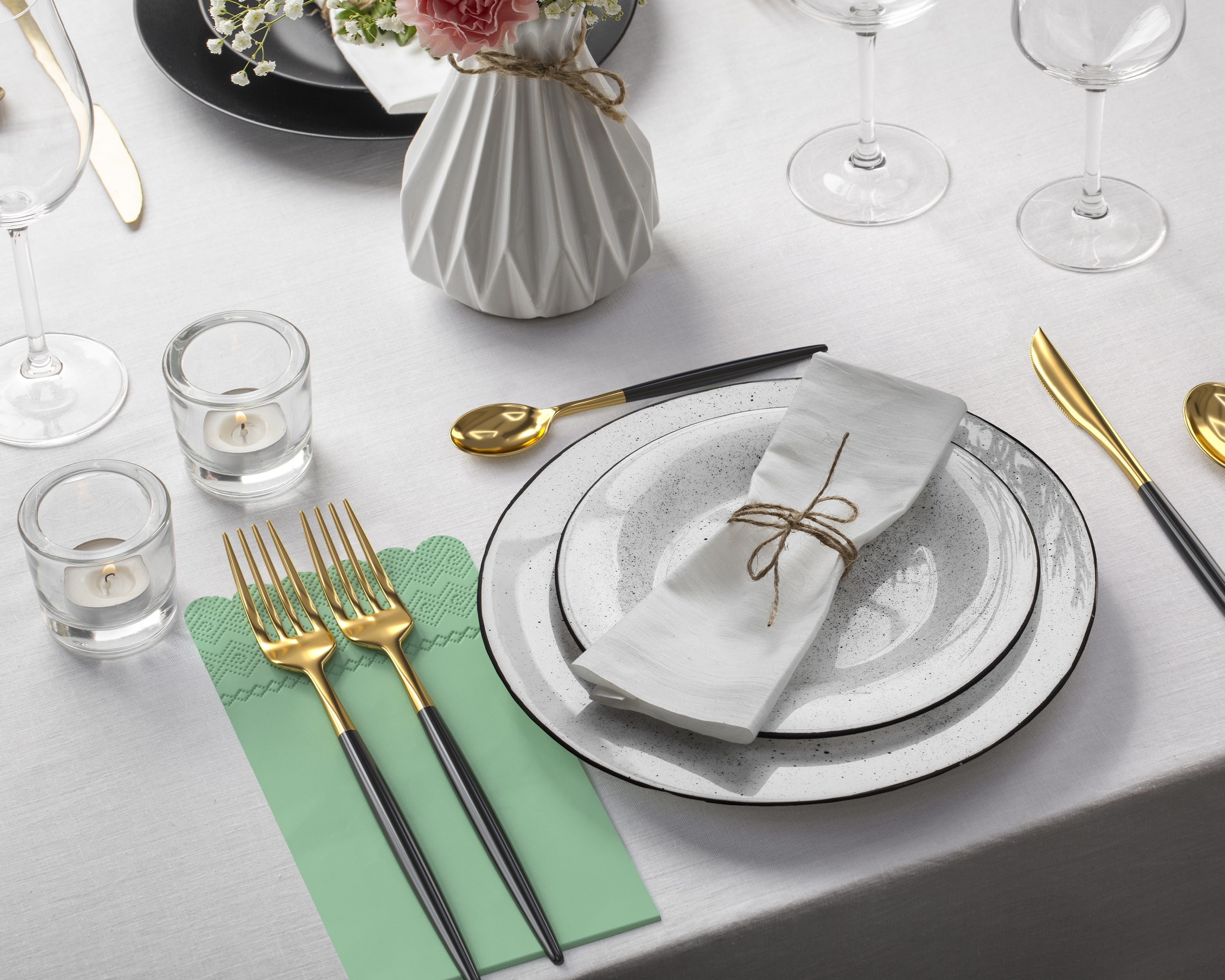 3 Ply Pistachio Green Scalloped Dinner Napkins | 100 Count