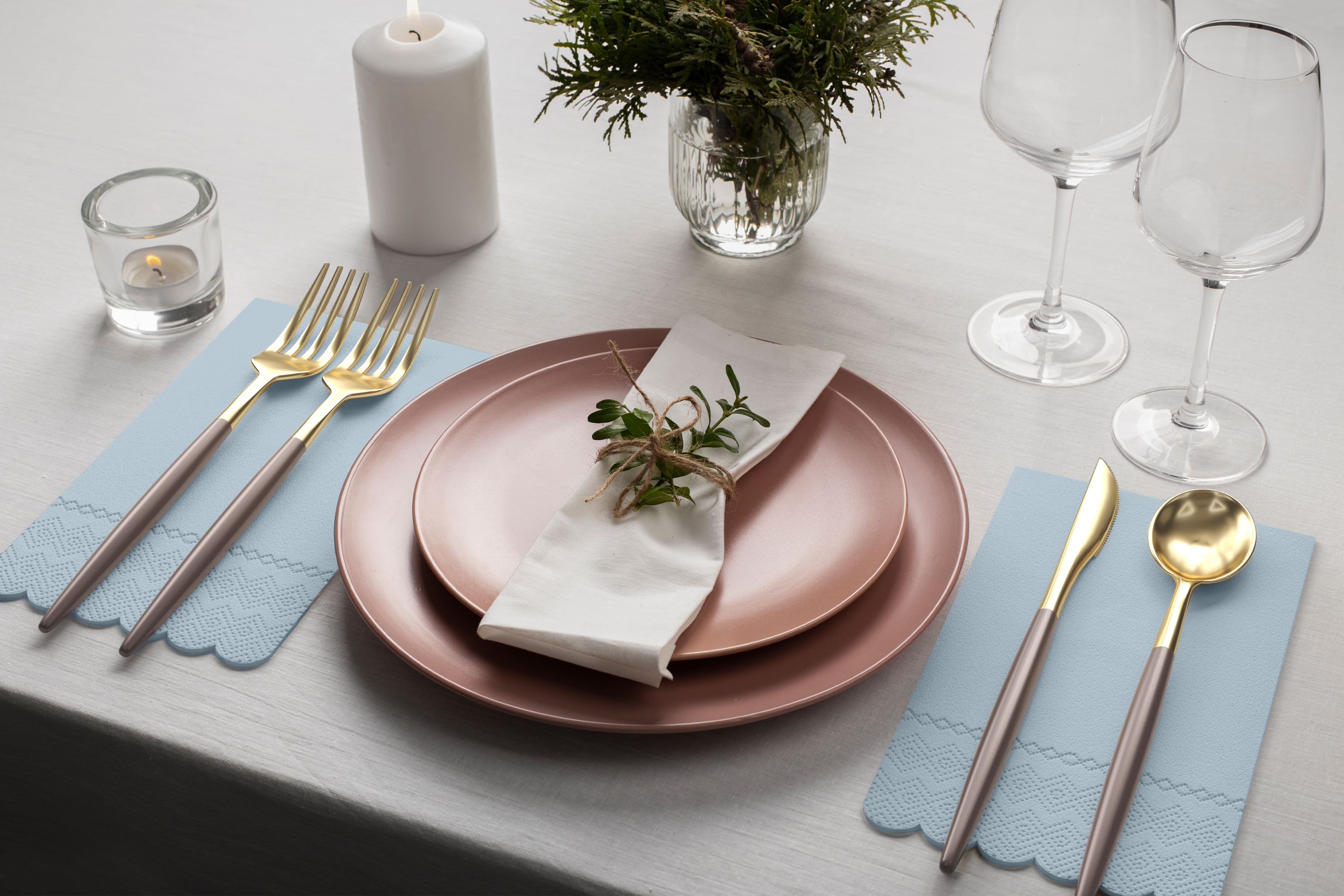 3 Ply Sky Blue Scalloped Dinner Napkins | 800 Count