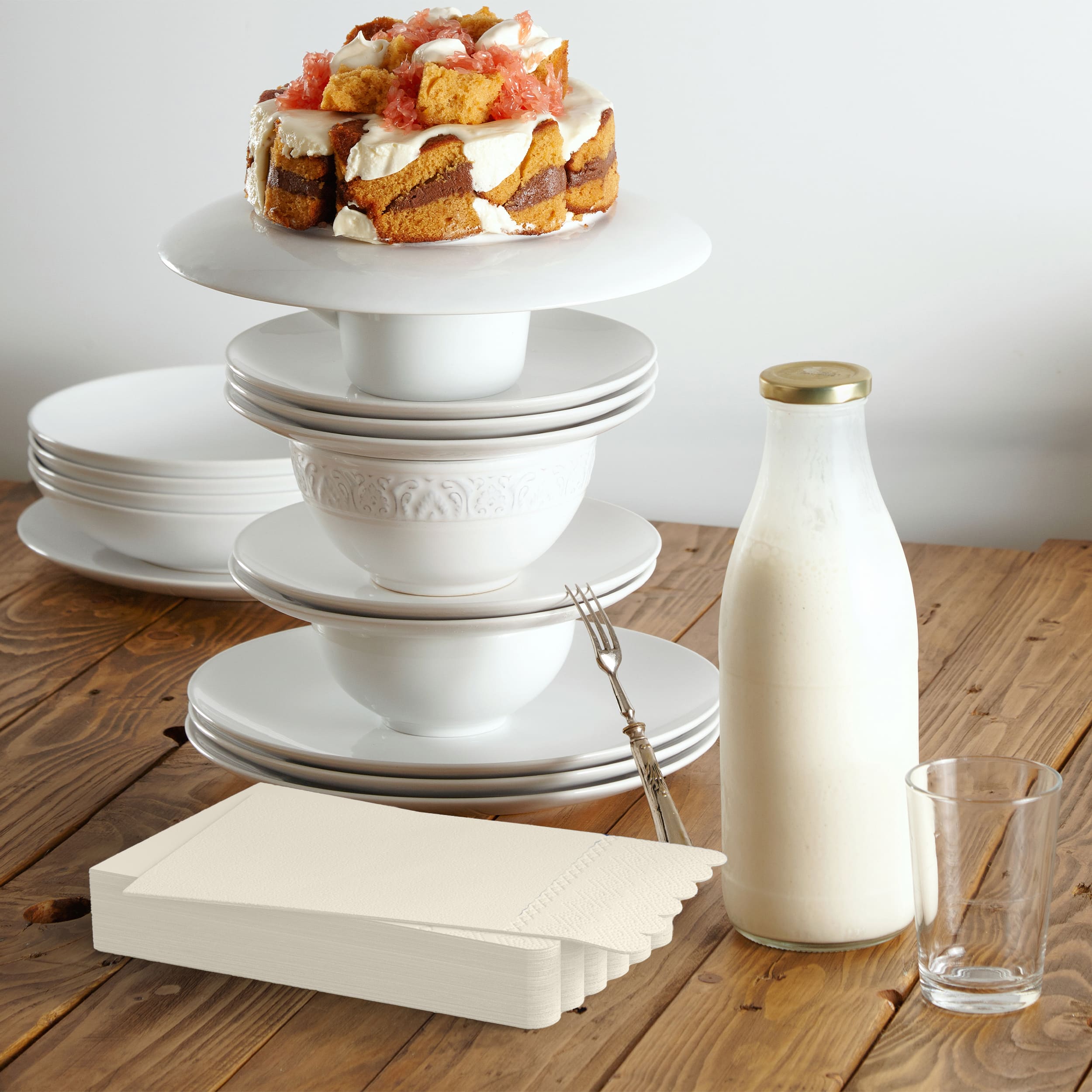 3 Ply Ivory Scalloped Dinner Napkins | 100 Count